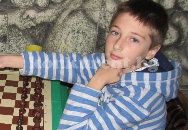 Стивън е сред лидерите на \
