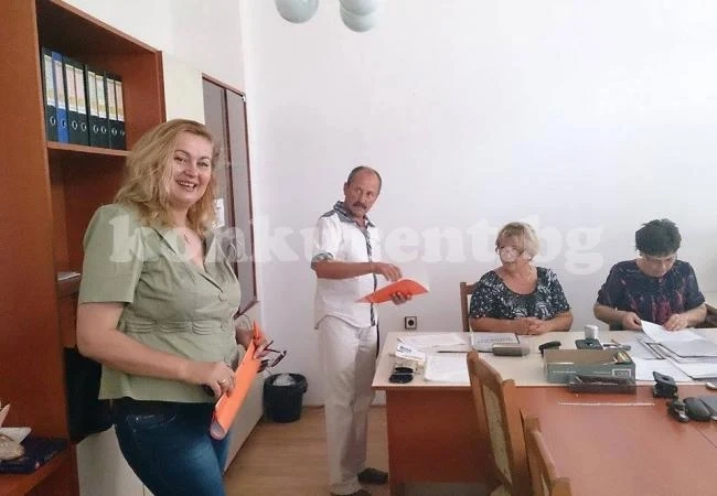 Дама повежда листата на Република БГ за Монтана