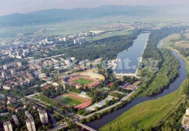 Скъса се дига на Марица, нивото при Свиленград е 4 метра, евакуират хора!