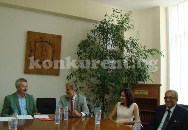 Ротарианци помагат на бедстващите в Монтанско