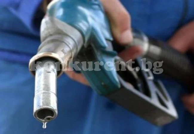 Митничари спипаха близо 13 тона гориво без документи
