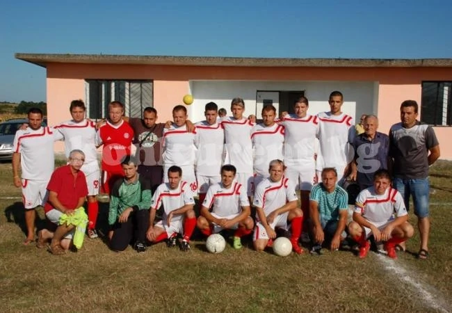 Благово надви с 2:1 Бенковски