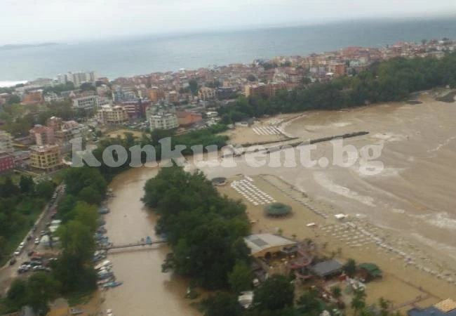 Прокуратурата: Две дела за убийство след потопа по морето!
