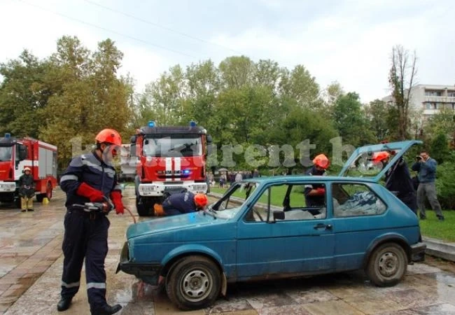 В Монтана 12 доброволци вече са спасители