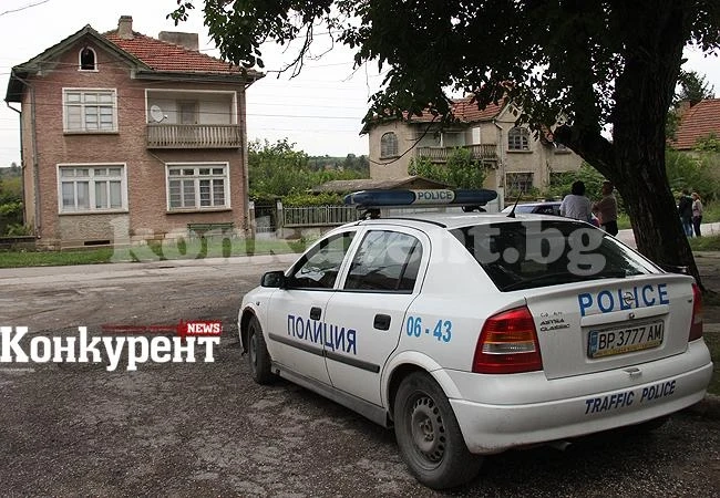 Извергът, убил бившия кмет, счупил подезичната му кост от душене
