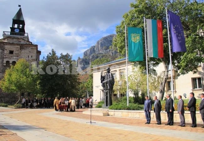 Насрочиха тържеството за 22 септември