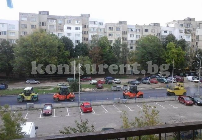 Ударно асфалтират улици в ж.к. „Дъбника“