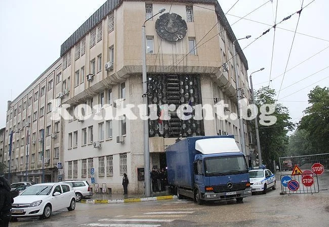 Утре докарват бюлетините във Враца