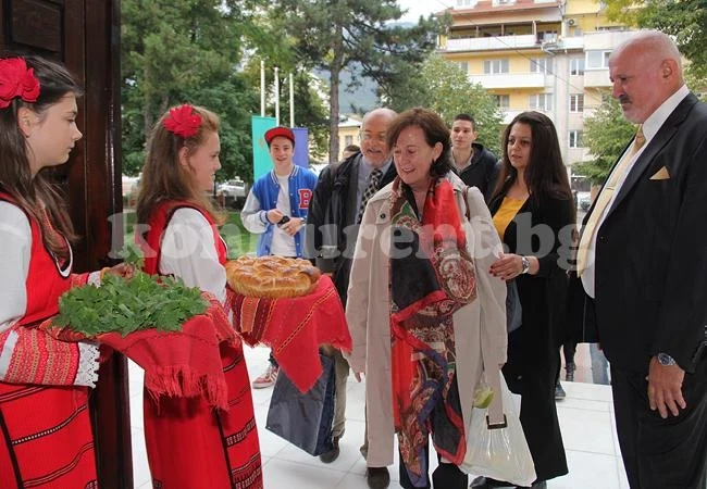 Ученици от Палермо пристигнаха във Враца
