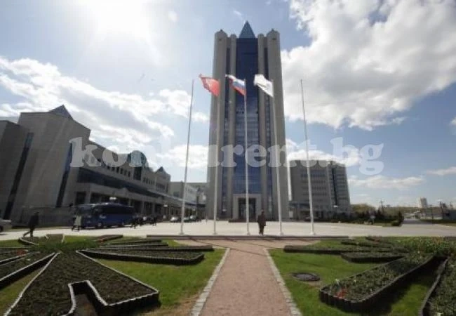 Евакуират \