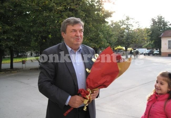 Божинов пусна бюлетина за добруването на хората