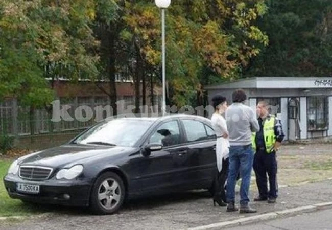 Инсулт покоси шофьор, колата му се заби в „Мерцедеса”-а на Костадин Джамбазов