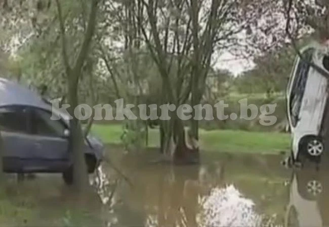 Наводнение и потопи в Южна Франция (ВИДЕО)