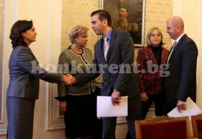 ГЕРБ и „България без цензура” започнаха да се консултират