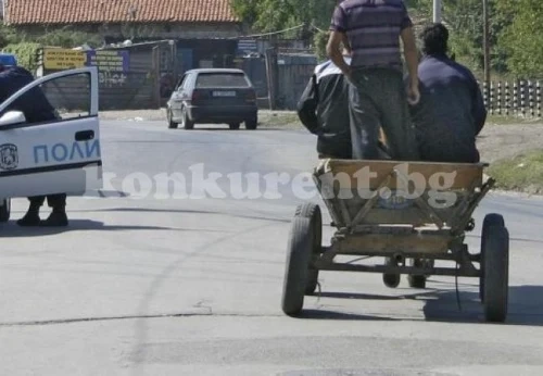 Пиян каруцар влезе в насрещното, заби се в лек автомобил