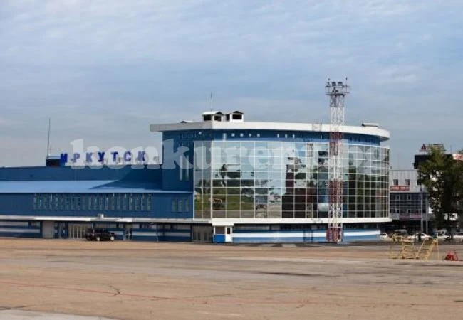 Пияни руснаци задържаха самолет