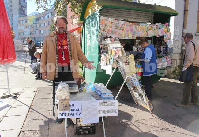 Гъбарят Цветан иска да остане в центъра на Враца