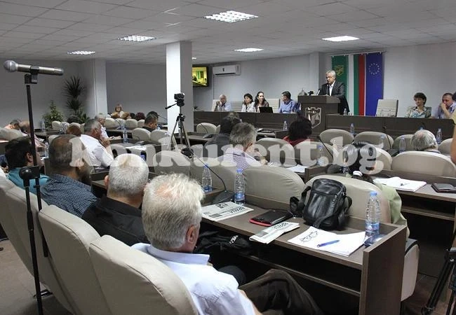 Леко заседание предстои на съветниците във Враца