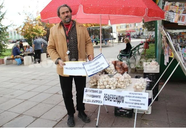Гъбарят Цветан събира гласове да остане в центъра на Враца