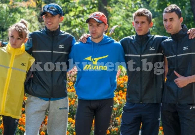 Четирима от Атлет тръгват след седмица за Турция
