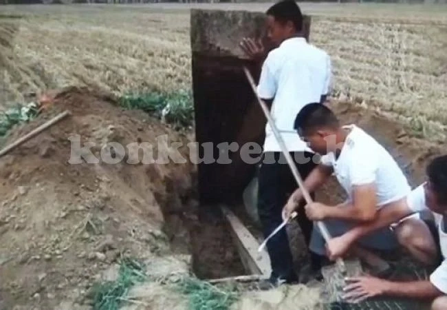 Заловиха банда, изравяла женски трупове за съпруги на мъртъвци