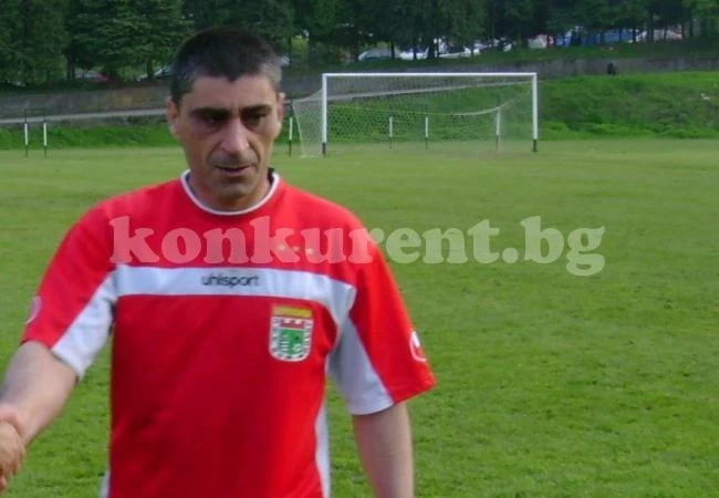 Наследникът на Карата бележи за Ком