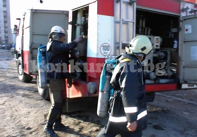 Бум на пожарите при първите студени дни
