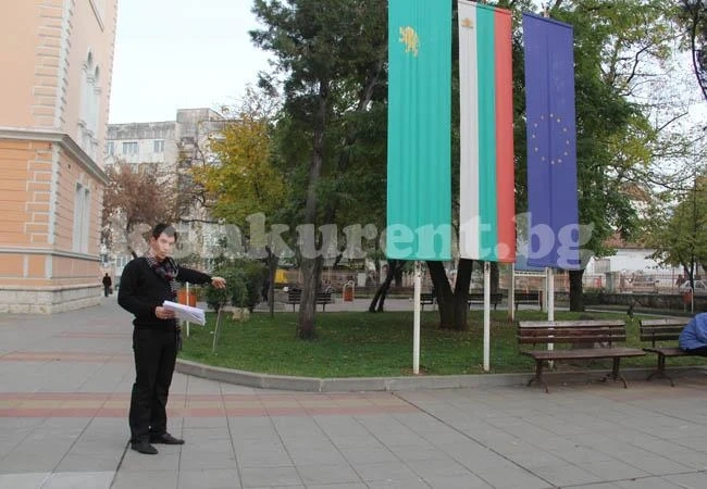 Алея на признателността ще се появи в двора на СОУ „Христо Ботев“