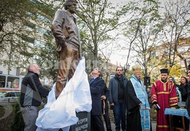 Трима президенти откриха паметник на Георги Марков в София