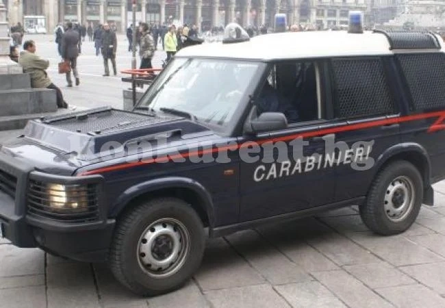 Залп от пиратки и яйца по министерство в Рим