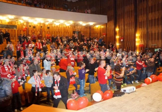В Козлодуй срещнаха на крака Стойчо Младенов и компания