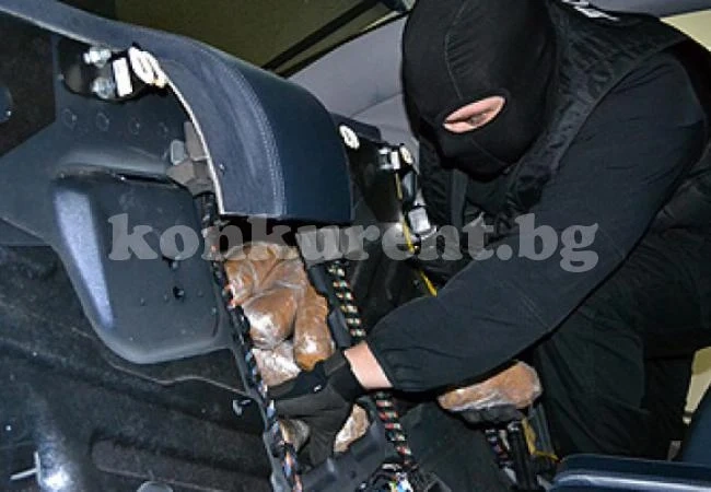 Пратка хероин за Румъния вкара трафикант в затвора