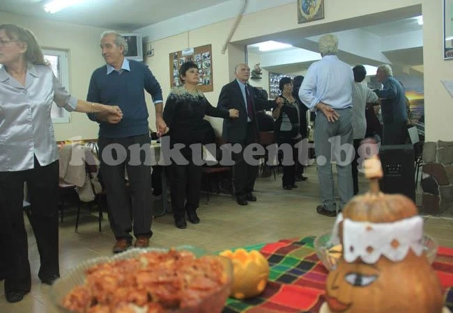 Празник на тиквата отбелязват днес в клуб „Еделвайс“