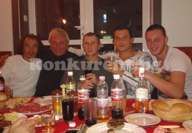 В Борован закриха полусезона с банкет и оркестър