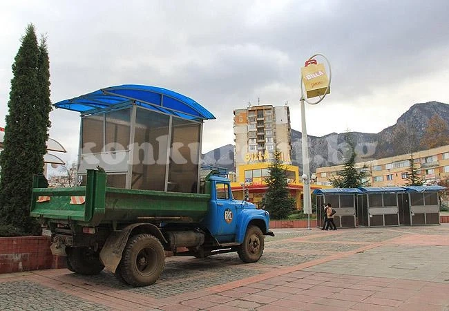 Коледният базар във Враца започва