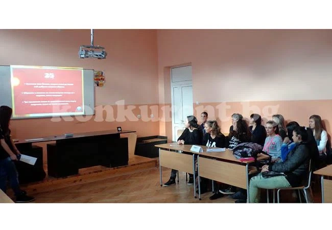 Ученици от „Козма Тричков“ с редица иницативи в седмицата по предприемачество