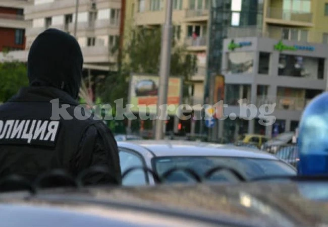 Удариха Венци Боксьора и групата му
