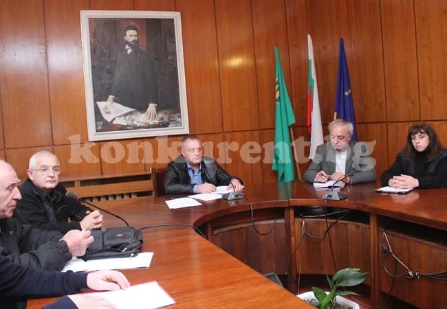 Кофите за боклук са проблем за селата