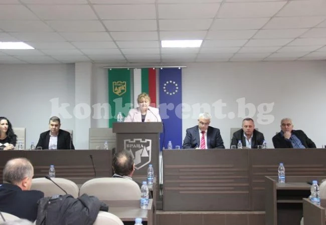 Съветници от Враца събират пари за филм