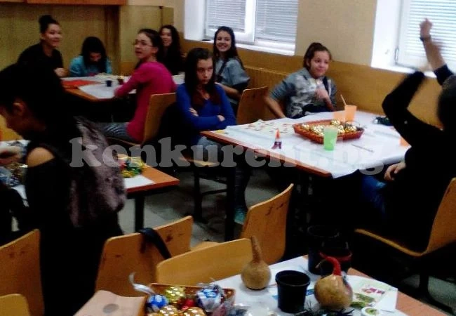Коледна работилница отвори врати в у-ще „Васил Кънчов“