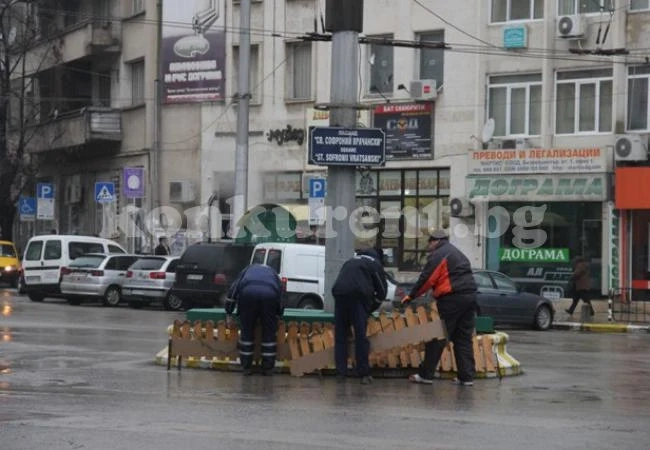 ВиК стяга празничната украса