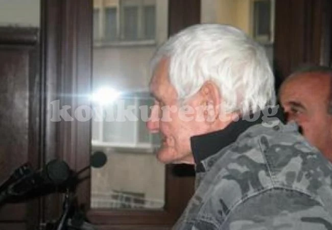 Дядото, заклал младата си любовница, щял да й даде наследство 