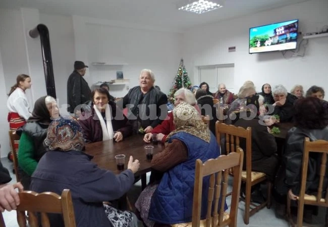 Бабите и дядовците в Драганица имат свой клуб