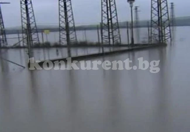 Гълъбово бедства (ВИДЕО)