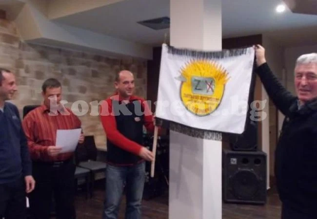 Заврени зетьове с таен пленум срещу тъщите
