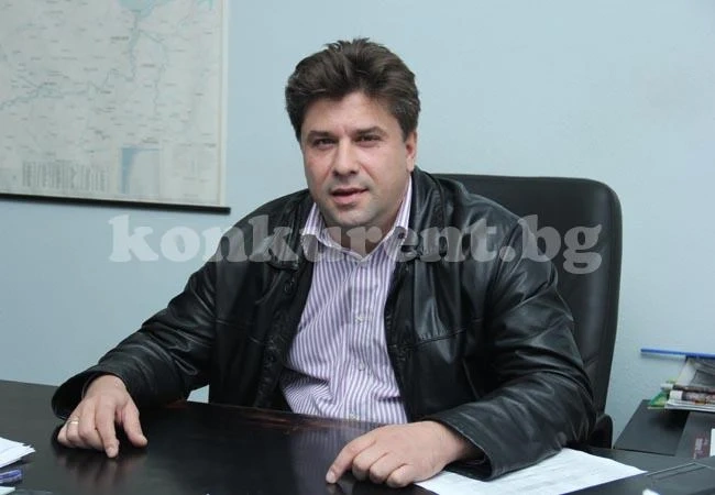 Даниел Миронов до дни напуска „Напоителни системи“