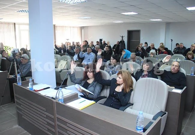Сенатори стопираха назначаването на 4 човека в Община Враца