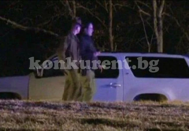 Престъпници откраднаха джип с телата на свои жертви и стреляха по полицаи