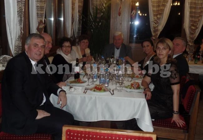 Врачани посрещнаха 2015 г. с Калфин