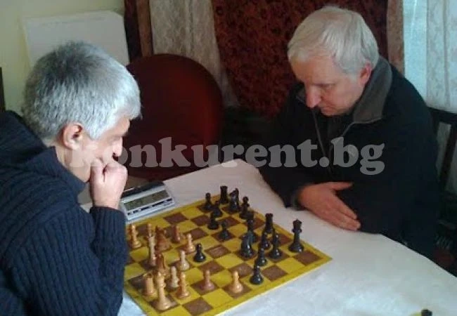 Федерация удостои шахматисти със звания